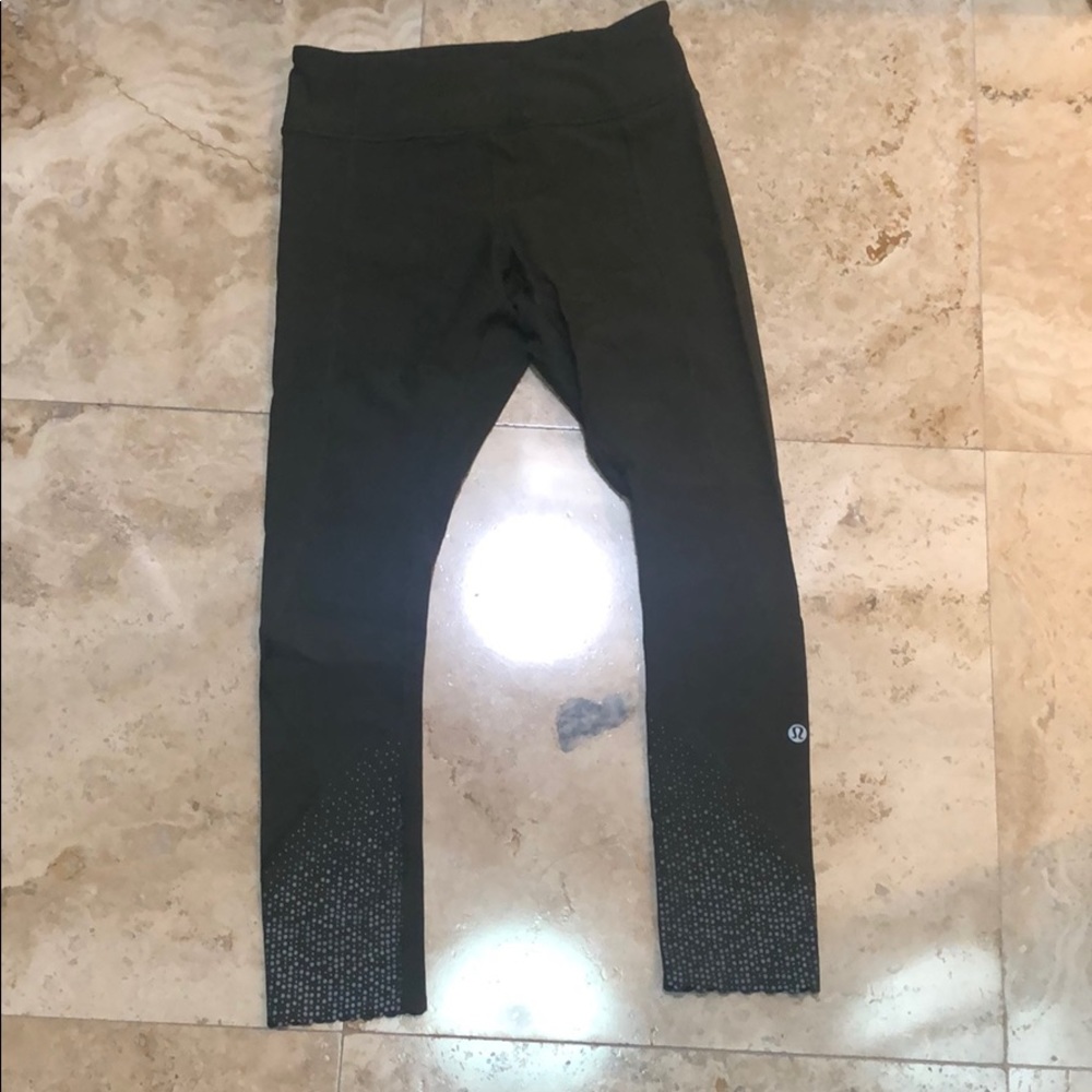 Lululemon Compression - Picture 2 of 6